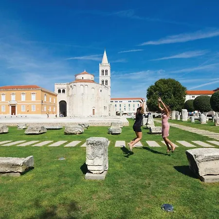 1 Bedroom Gorgeous In Zadar